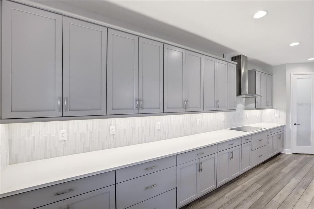 For Sale: $799,900 (5 beds, 4 baths, 3597 Square Feet)