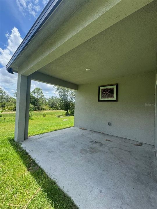 Activo con contrato: $254,900 (3 camas, 2 baños, 1749 Pies cuadrados)