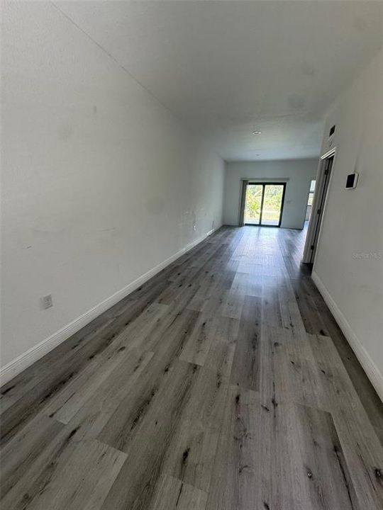Activo con contrato: $254,900 (3 camas, 2 baños, 1749 Pies cuadrados)