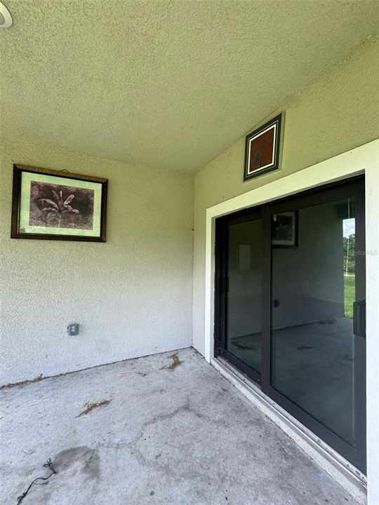 Activo con contrato: $254,900 (3 camas, 2 baños, 1749 Pies cuadrados)
