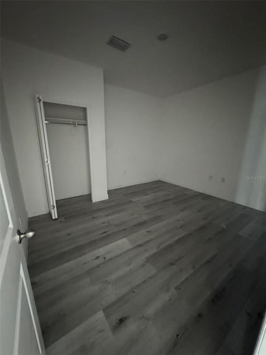 Activo con contrato: $254,900 (3 camas, 2 baños, 1749 Pies cuadrados)