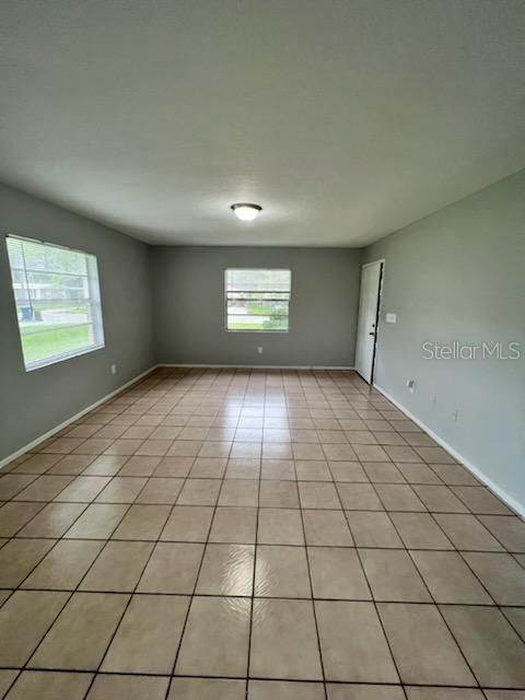 For Rent: $1,699 (2 beds, 1 baths, 900 Square Feet)