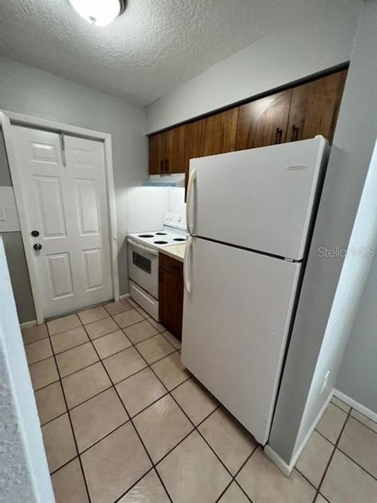 For Rent: $1,699 (2 beds, 1 baths, 900 Square Feet)