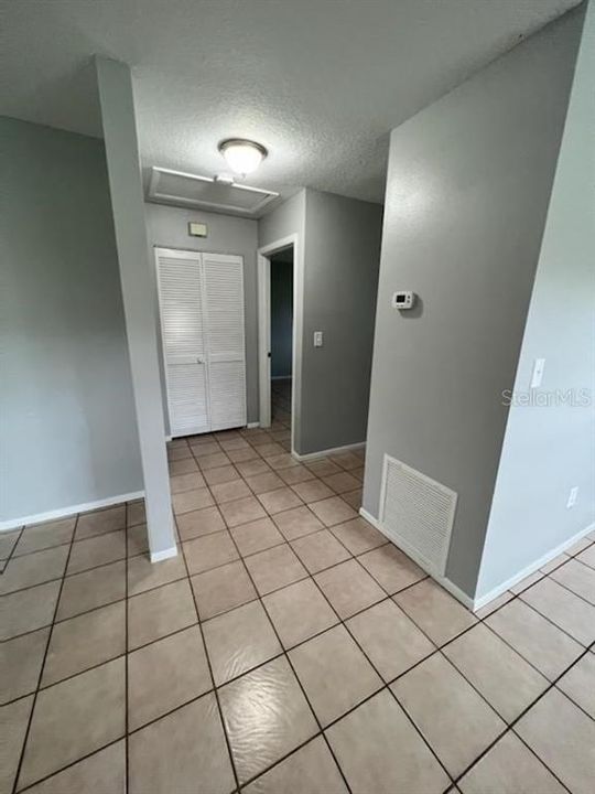 For Rent: $1,699 (2 beds, 1 baths, 900 Square Feet)