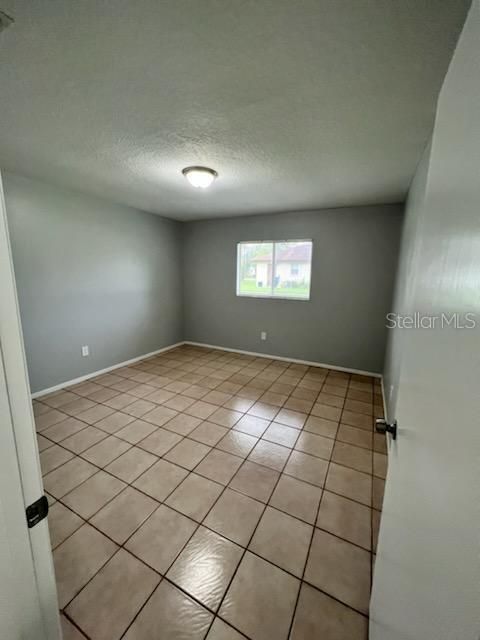 For Rent: $1,699 (2 beds, 1 baths, 900 Square Feet)