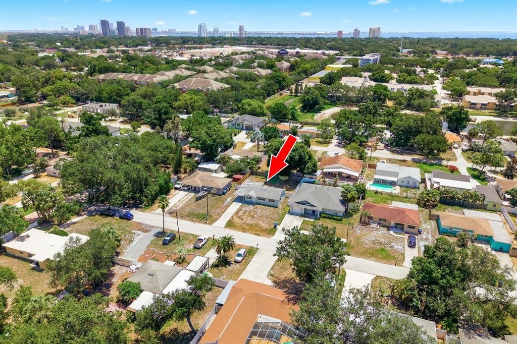 For Sale: $359,900 (3 beds, 1 baths, 925 Square Feet)