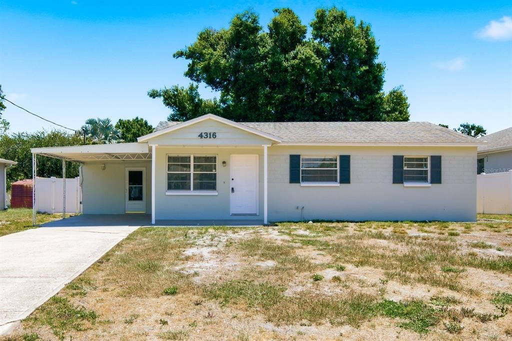For Sale: $359,900 (3 beds, 1 baths, 925 Square Feet)
