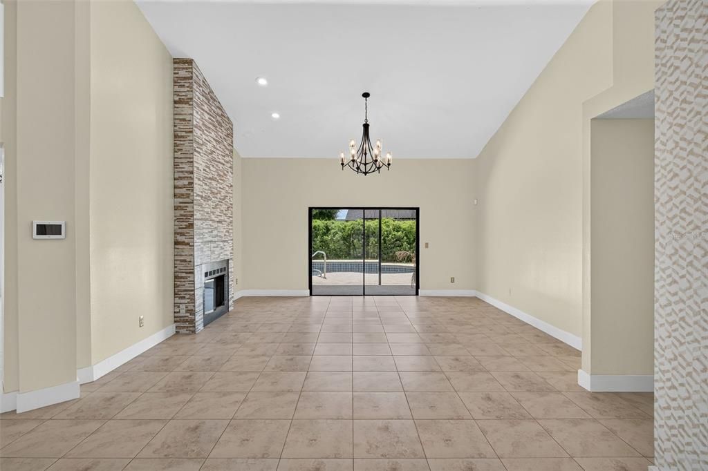 For Sale: $499,900 (4 beds, 2 baths, 2427 Square Feet)