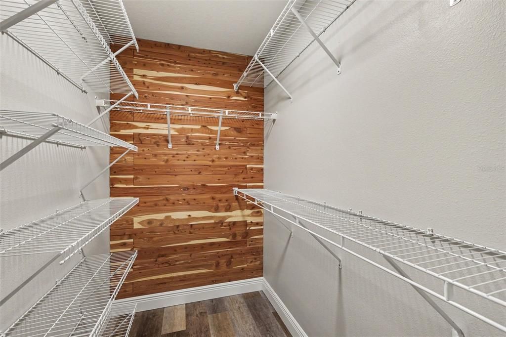 На продажу: $289,900 (3 спален, 2 ванн, 1710 Квадратных фут)