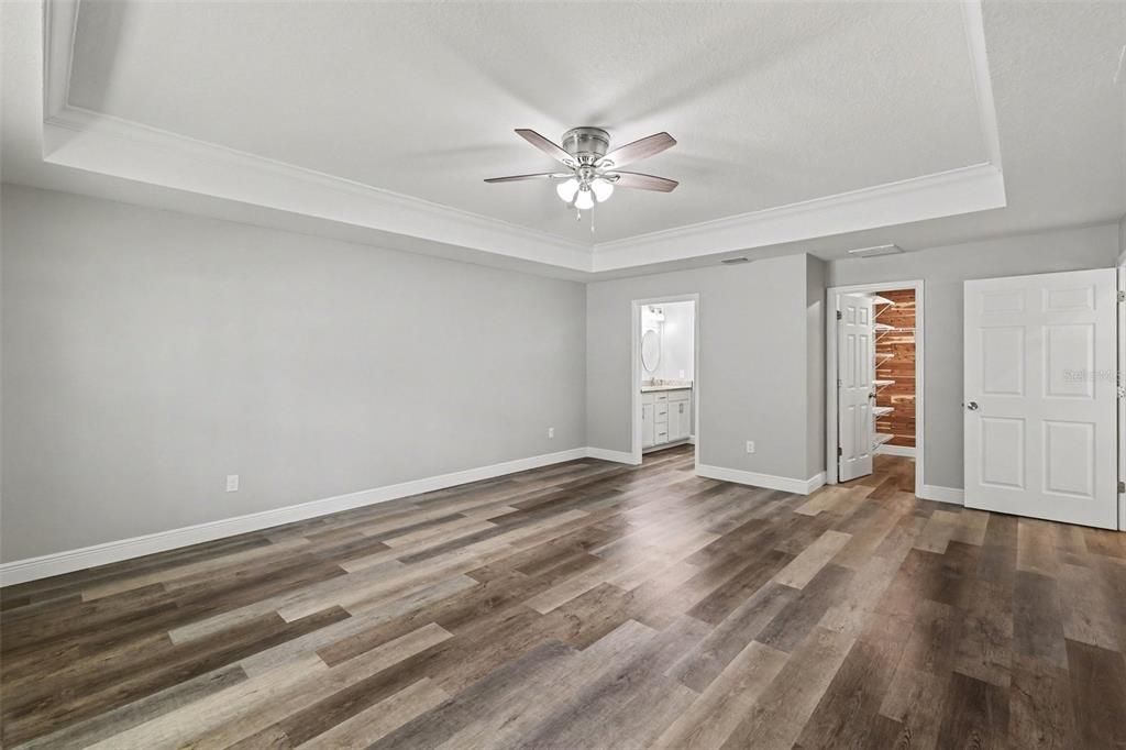 На продажу: $289,900 (3 спален, 2 ванн, 1710 Квадратных фут)