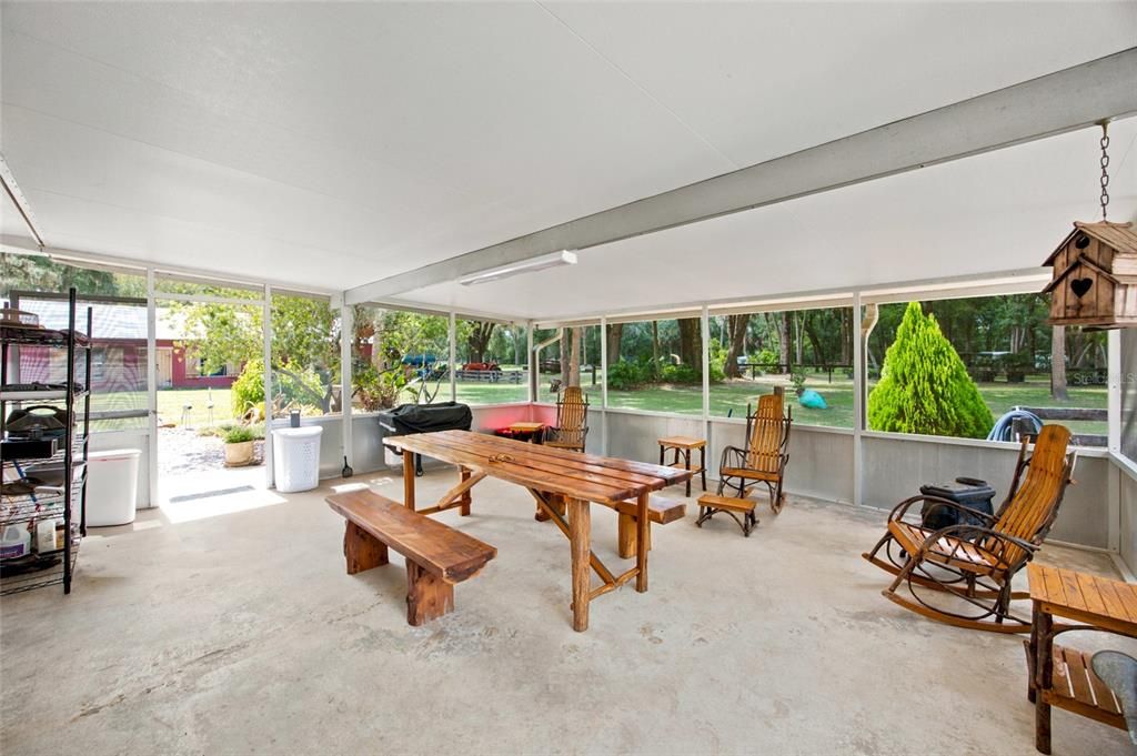 For Sale: $580,000 (2 beds, 2 baths, 1200 Square Feet)