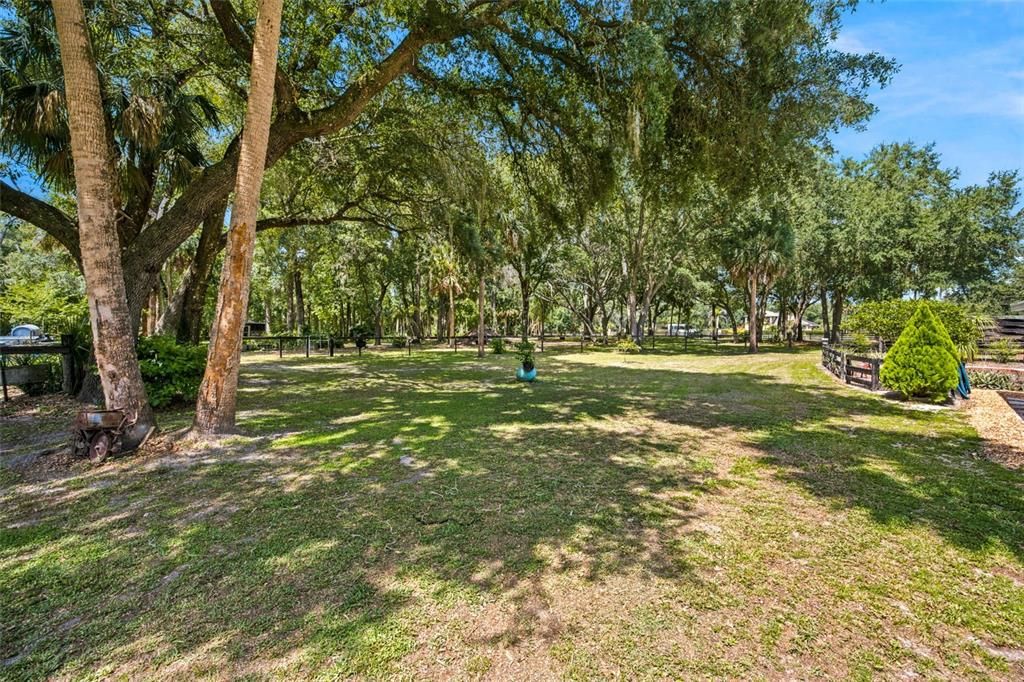 For Sale: $580,000 (2 beds, 2 baths, 1200 Square Feet)