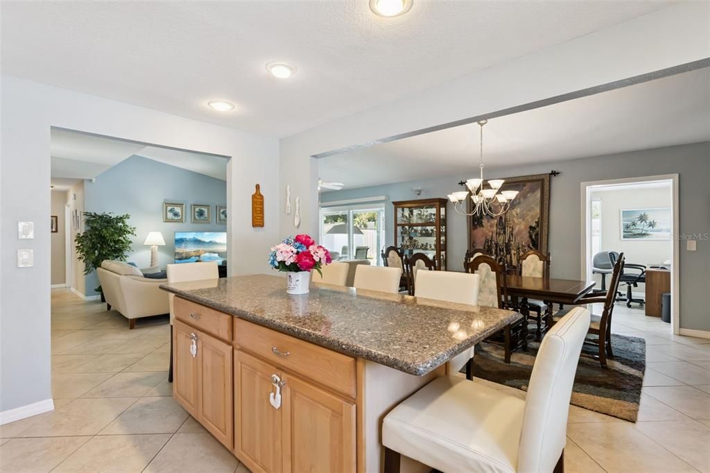 For Sale: $549,900 (3 beds, 2 baths, 1718 Square Feet)