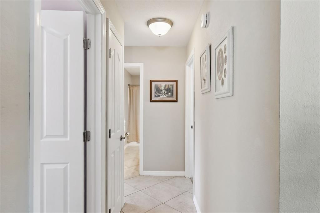 For Sale: $549,900 (3 beds, 2 baths, 1718 Square Feet)