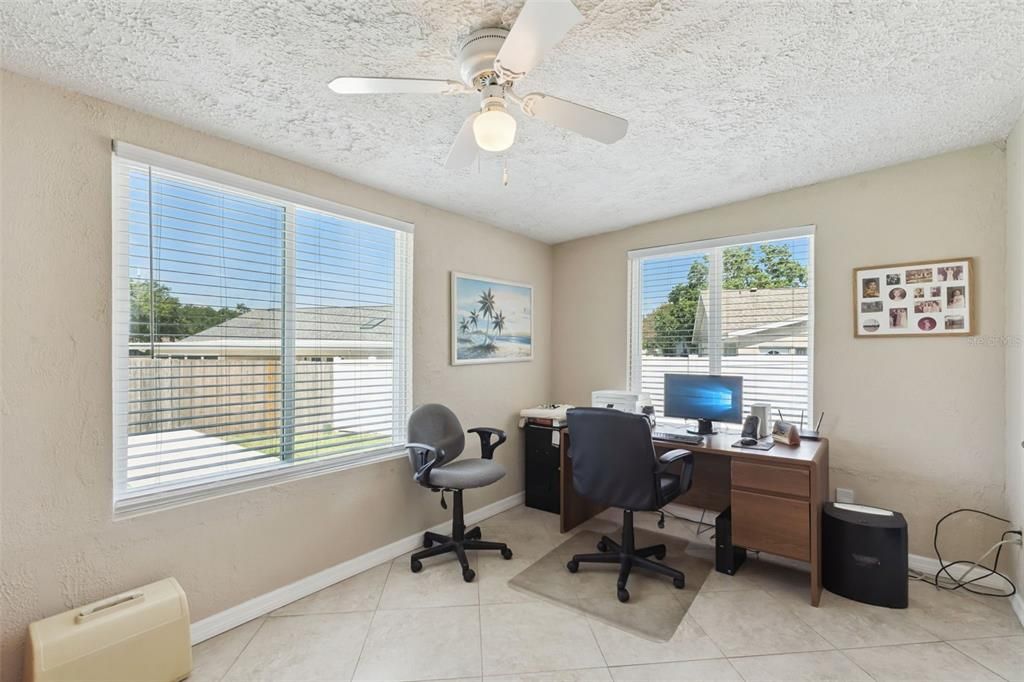 For Sale: $549,900 (3 beds, 2 baths, 1718 Square Feet)