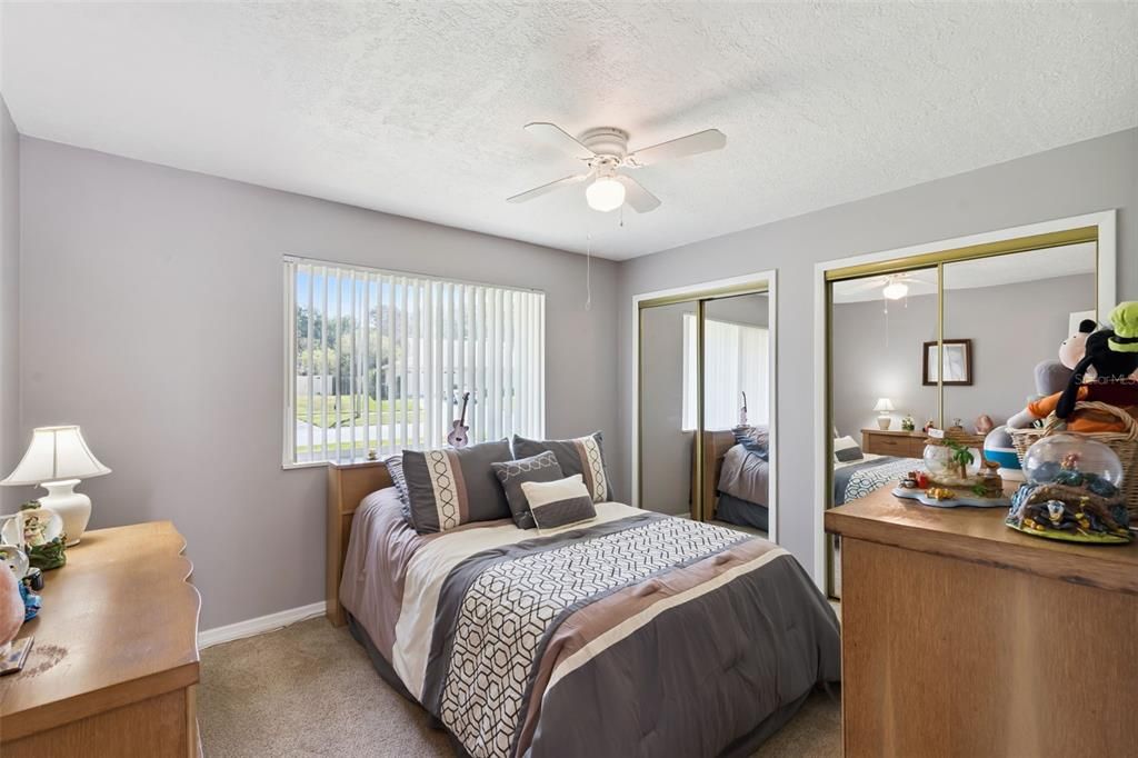 For Sale: $549,900 (3 beds, 2 baths, 1718 Square Feet)