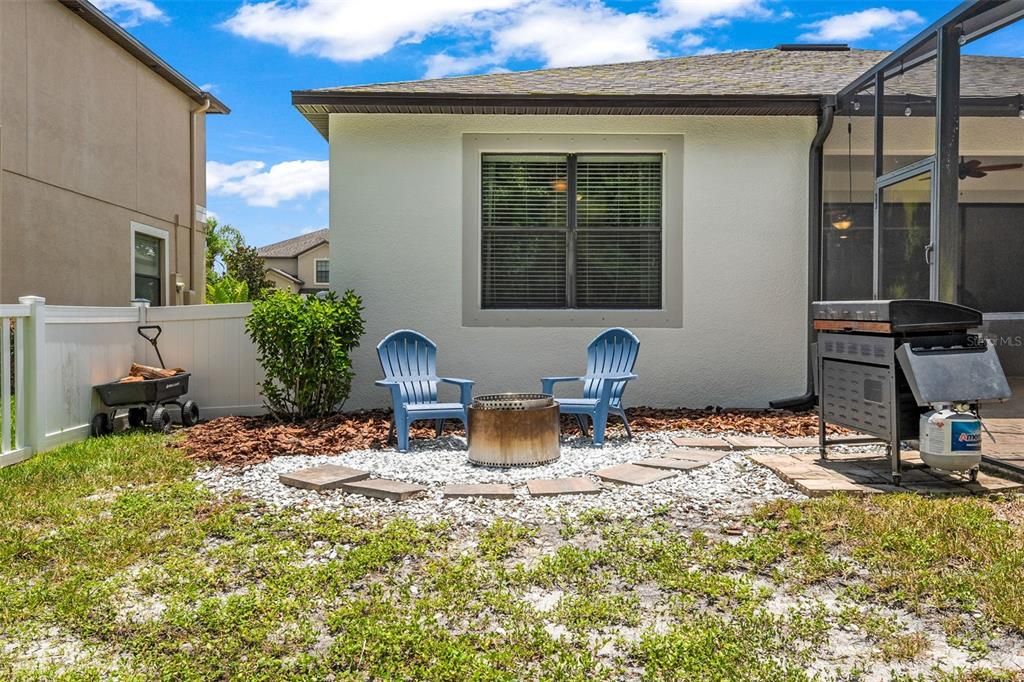 Active With Contract: $540,000 (4 beds, 3 baths, 2293 Square Feet)