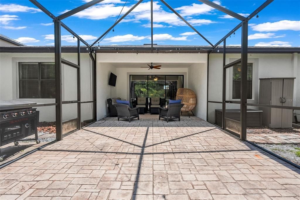 Active With Contract: $540,000 (4 beds, 3 baths, 2293 Square Feet)