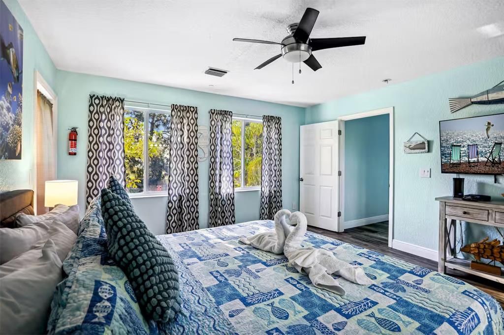 For Sale: $1,395,000 (5 beds, 3 baths, 2449 Square Feet)