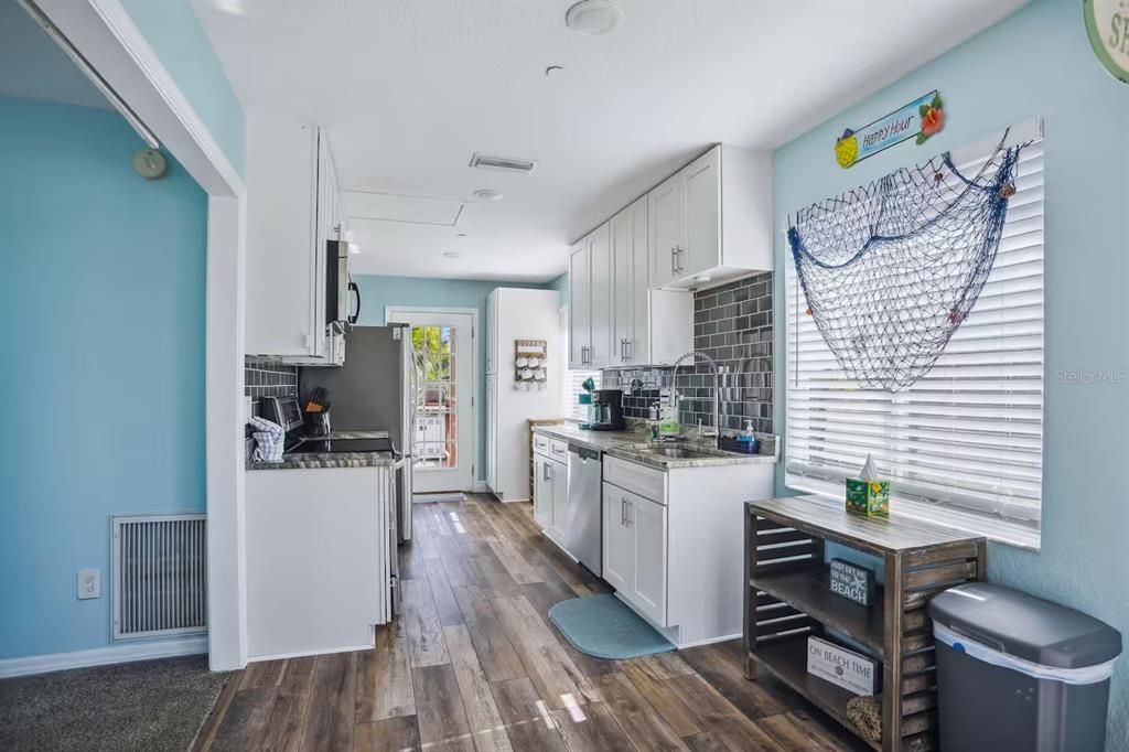 For Sale: $1,395,000 (5 beds, 3 baths, 2449 Square Feet)