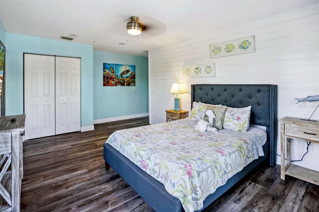 For Sale: $1,395,000 (5 beds, 3 baths, 2449 Square Feet)