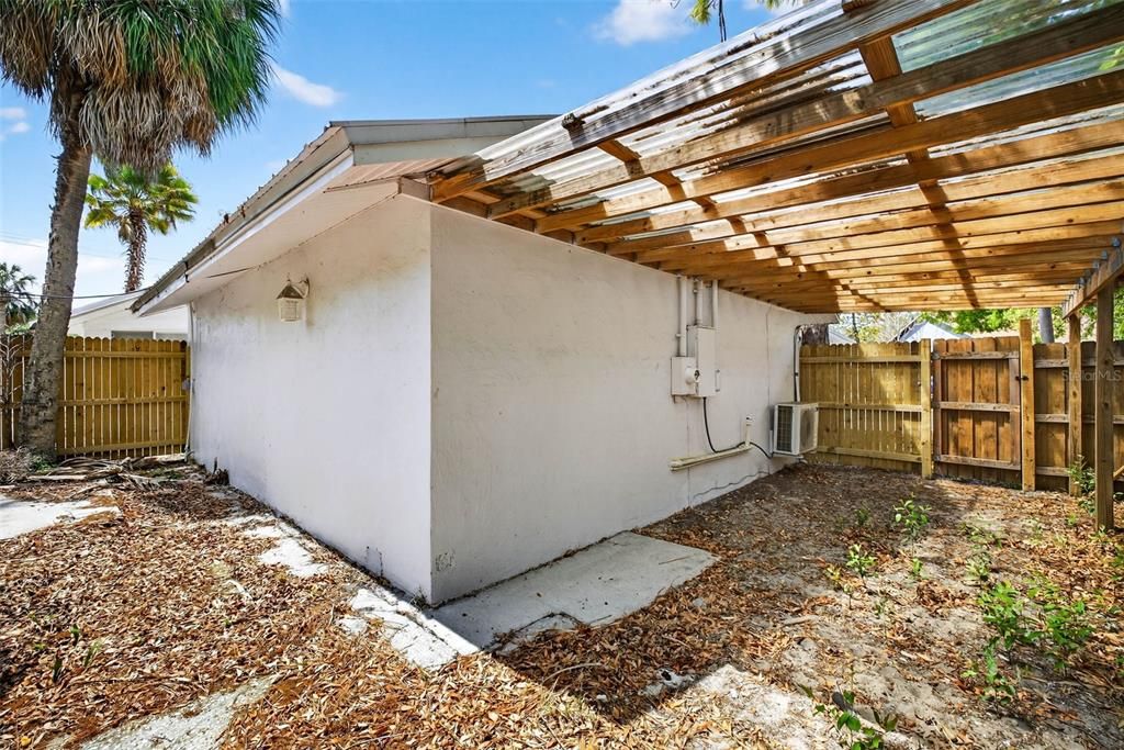 For Rent: $7,000 (6 beds, 3 baths, 2088 Square Feet)