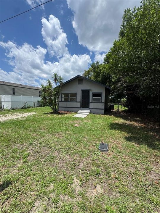 For Sale: $80,000 (3 beds, 1 baths, 792 Square Feet)