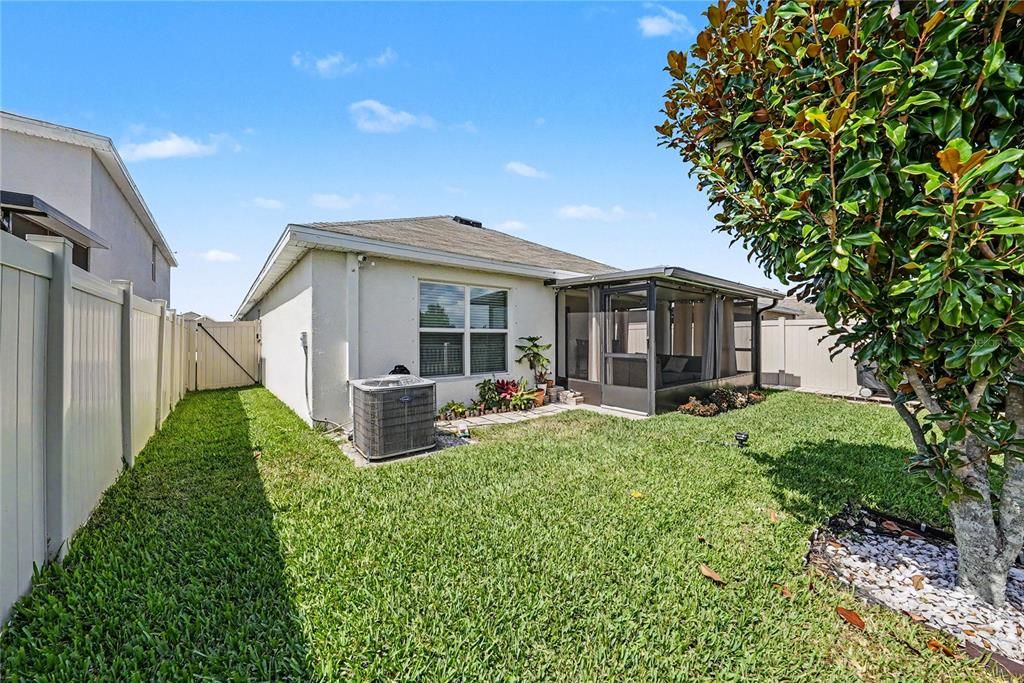 For Sale: $340,000 (3 beds, 2 baths, 1516 Square Feet)