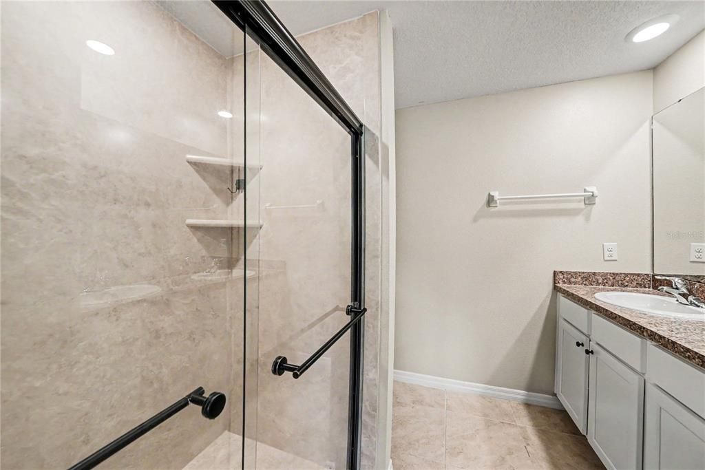 For Sale: $340,000 (3 beds, 2 baths, 1516 Square Feet)
