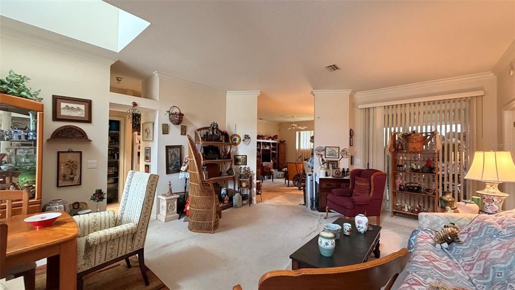 En Venta: $199,999 (3 camas, 2 baños, 1684 Pies cuadrados)