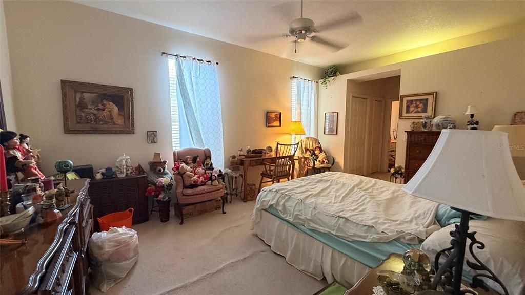 En Venta: $199,999 (3 camas, 2 baños, 1684 Pies cuadrados)