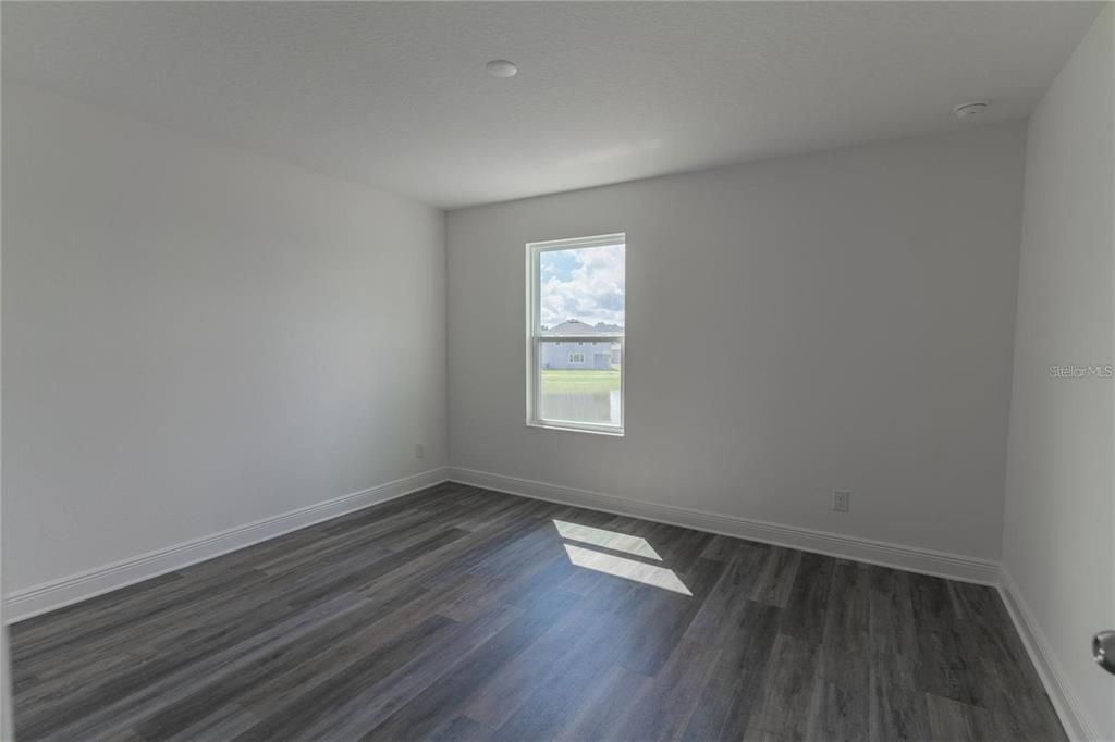 For Rent: $4,400 (5 beds, 3 baths, 3800 Square Feet)