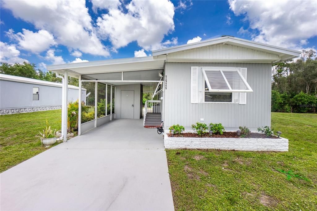 For Sale: $113,500 (2 beds, 1 baths, 624 Square Feet)