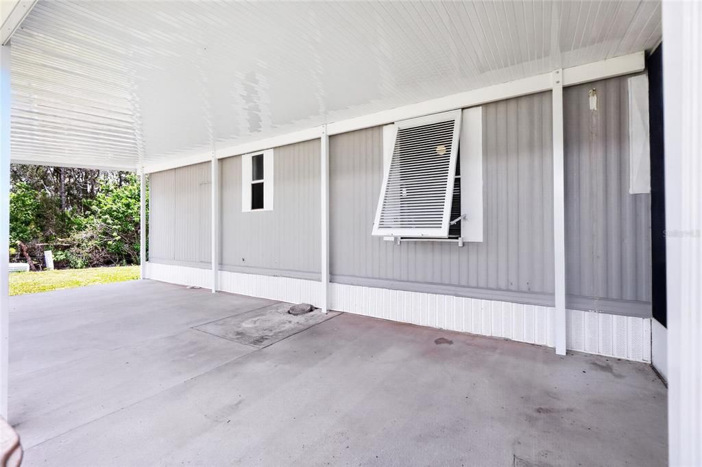 For Sale: $113,500 (2 beds, 1 baths, 624 Square Feet)