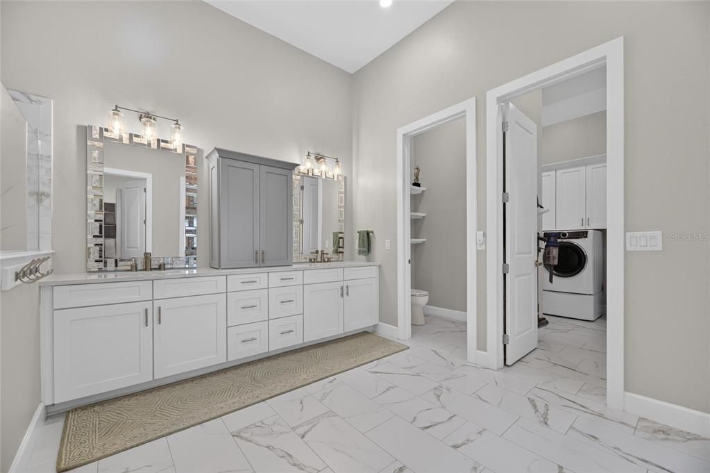 For Sale: $2,400,000 (5 beds, 4 baths, 4830 Square Feet)