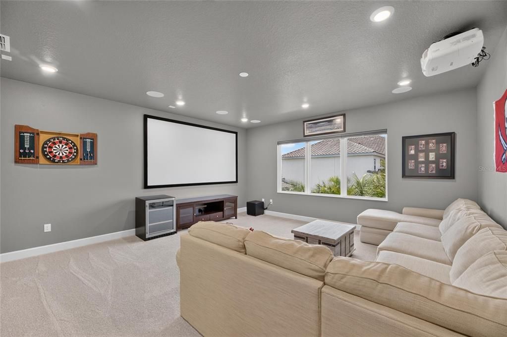 For Sale: $2,400,000 (5 beds, 4 baths, 4830 Square Feet)