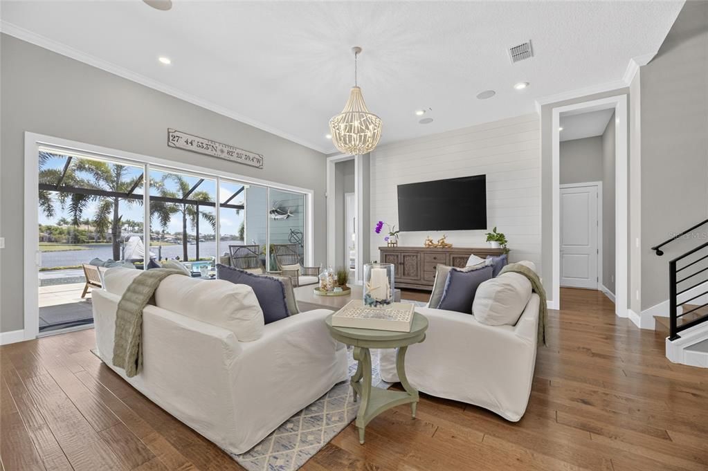 For Sale: $2,400,000 (5 beds, 4 baths, 4830 Square Feet)