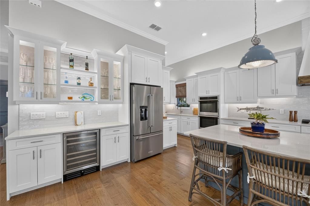 For Sale: $2,400,000 (5 beds, 4 baths, 4830 Square Feet)