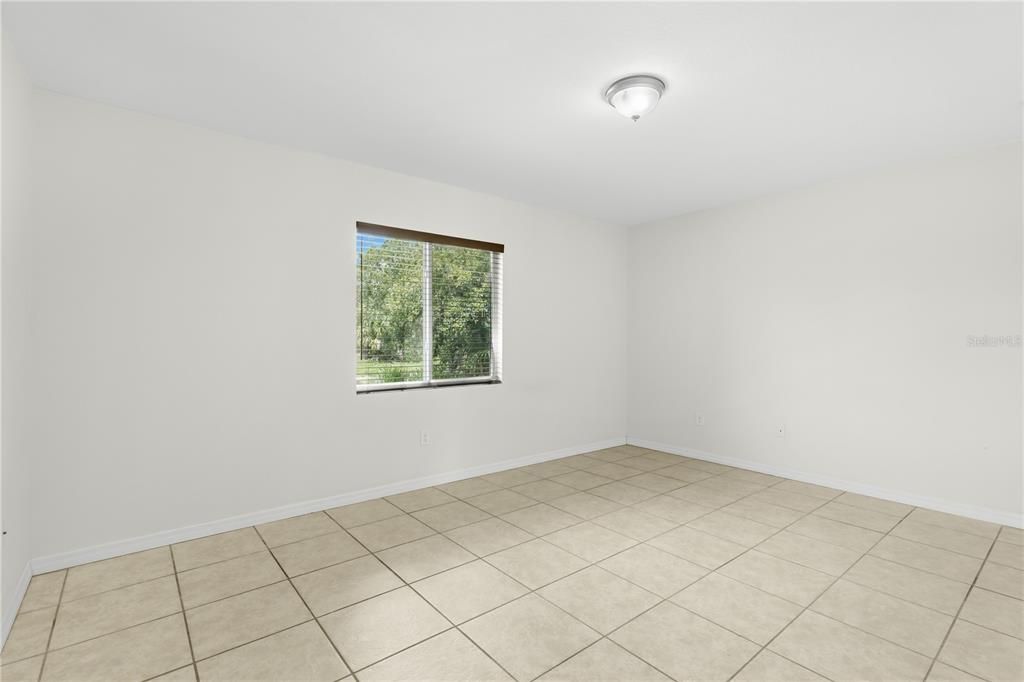 En Venta: $295,000 (3 camas, 2 baños, 1170 Pies cuadrados)