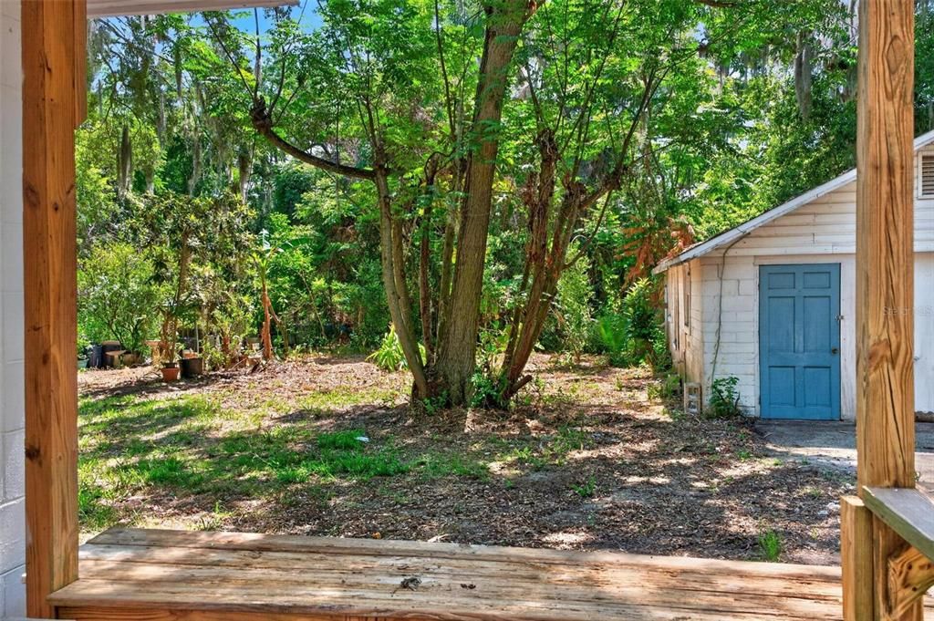 For Sale: $228,000 (2 beds, 2 baths, 949 Square Feet)