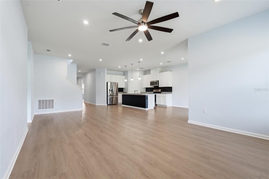 For Rent: $3,250 (4 beds, 3 baths, 2356 Square Feet)