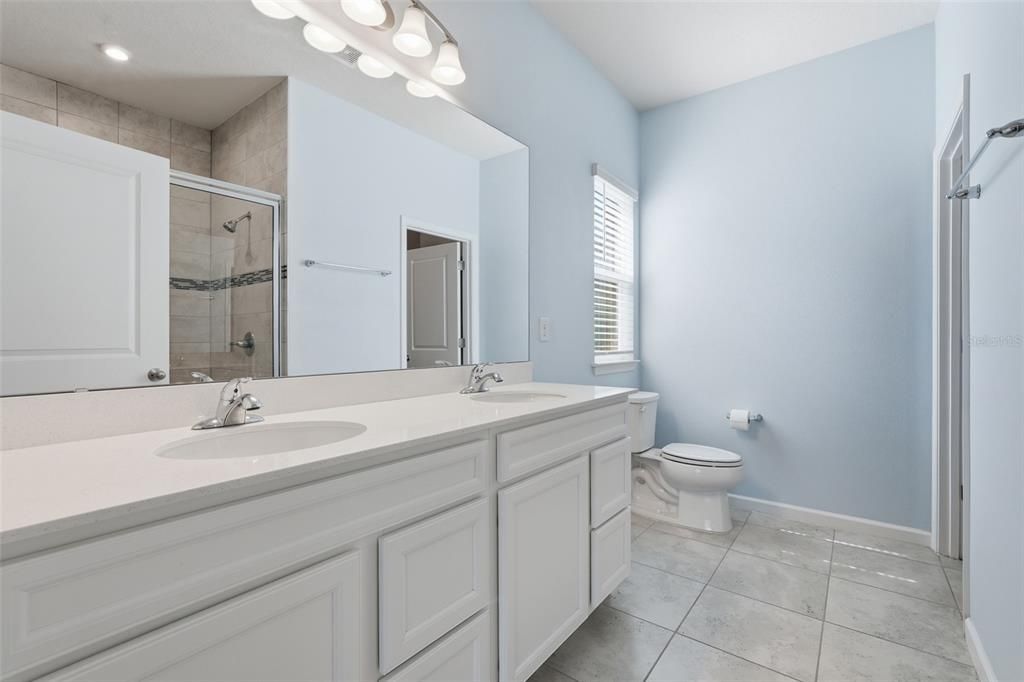 For Rent: $3,250 (4 beds, 3 baths, 2356 Square Feet)