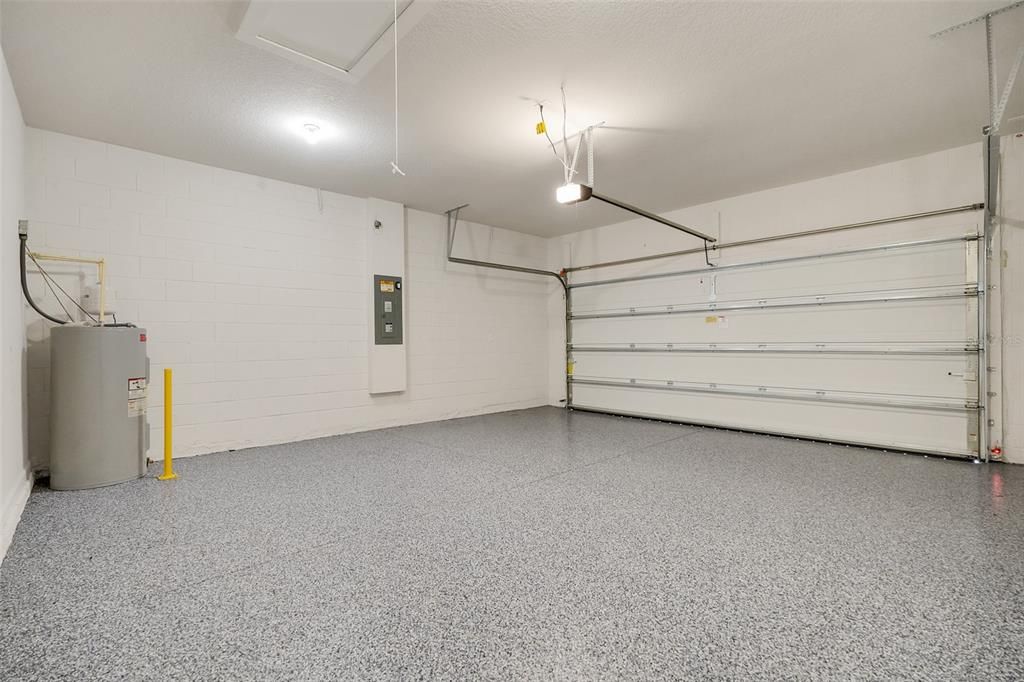 For Rent: $3,250 (4 beds, 3 baths, 2356 Square Feet)