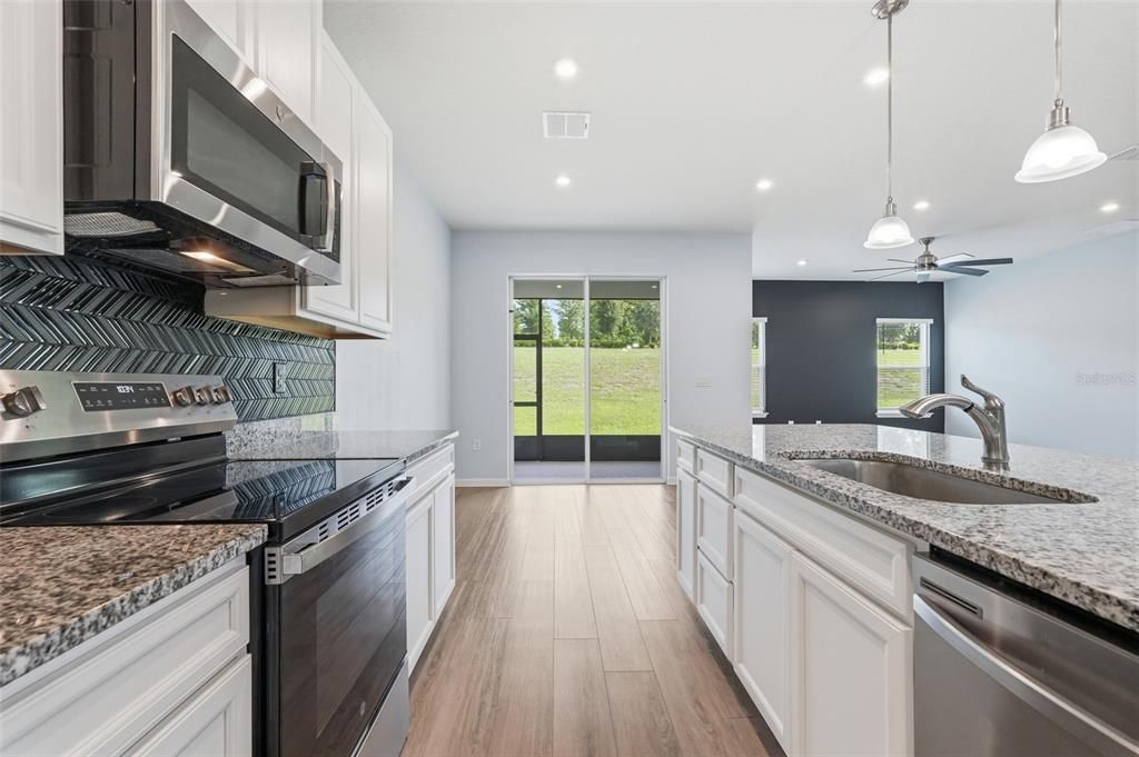 For Rent: $3,250 (4 beds, 3 baths, 2356 Square Feet)
