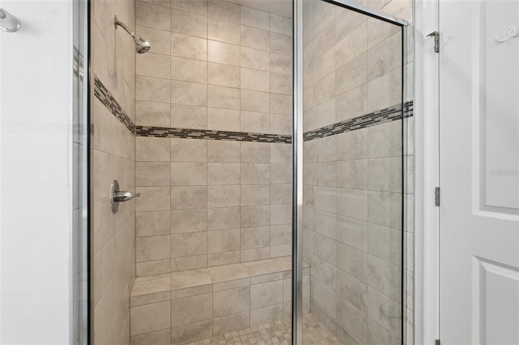 For Rent: $3,250 (4 beds, 3 baths, 2356 Square Feet)