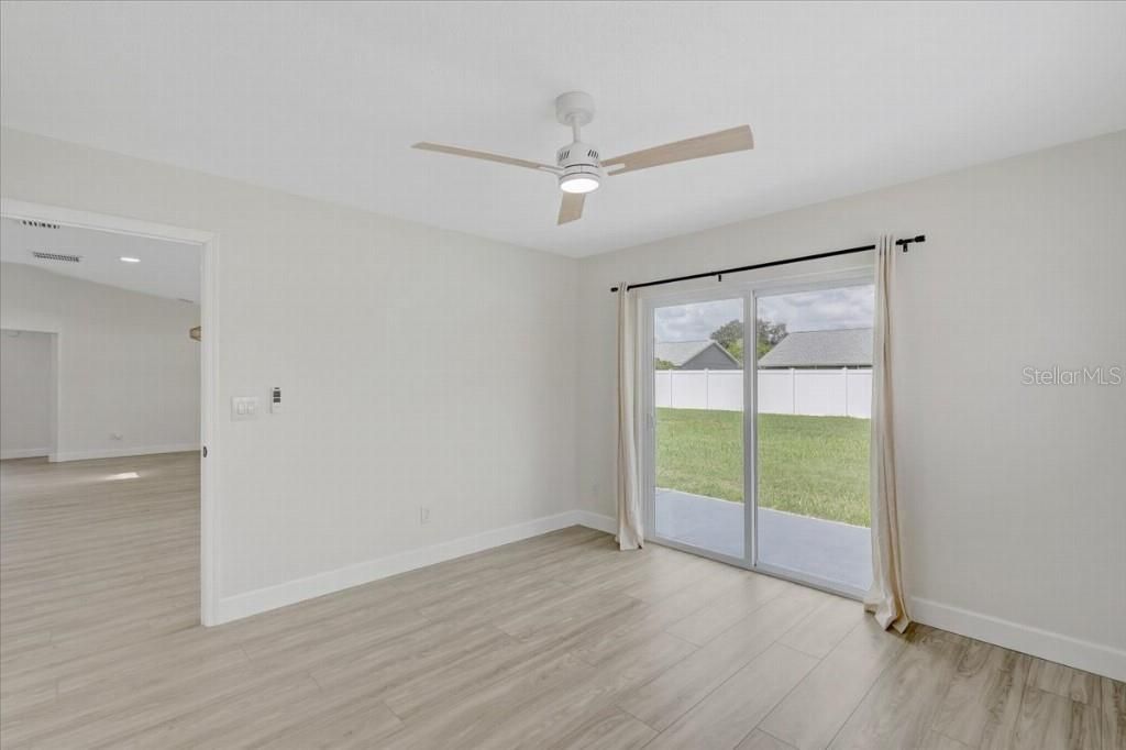 For Sale: $399,900 (3 beds, 2 baths, 1895 Square Feet)