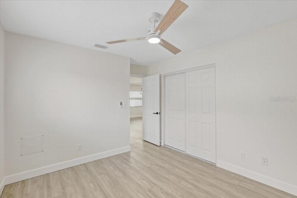 For Sale: $399,900 (3 beds, 2 baths, 1895 Square Feet)