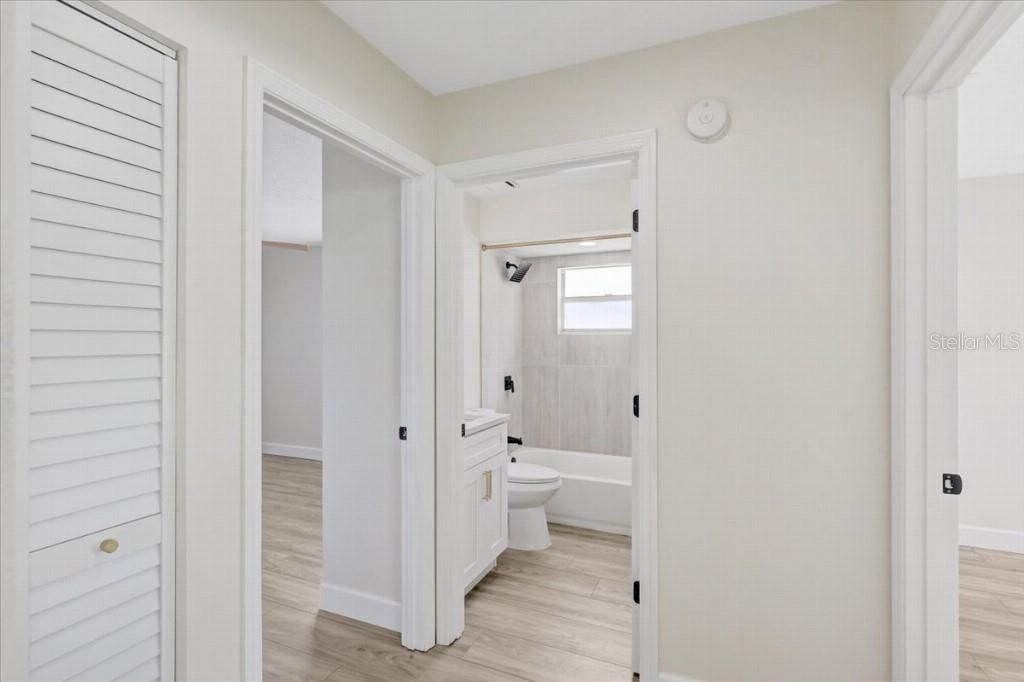 For Sale: $399,900 (3 beds, 2 baths, 1895 Square Feet)