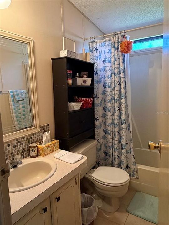 For Sale: $179,900 (2 beds, 2 baths, 1066 Square Feet)