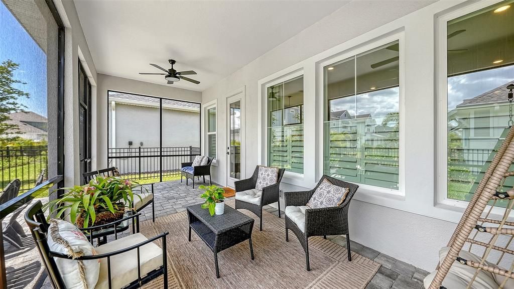 Active With Contract: $819,900 (3 beds, 2 baths, 2284 Square Feet)